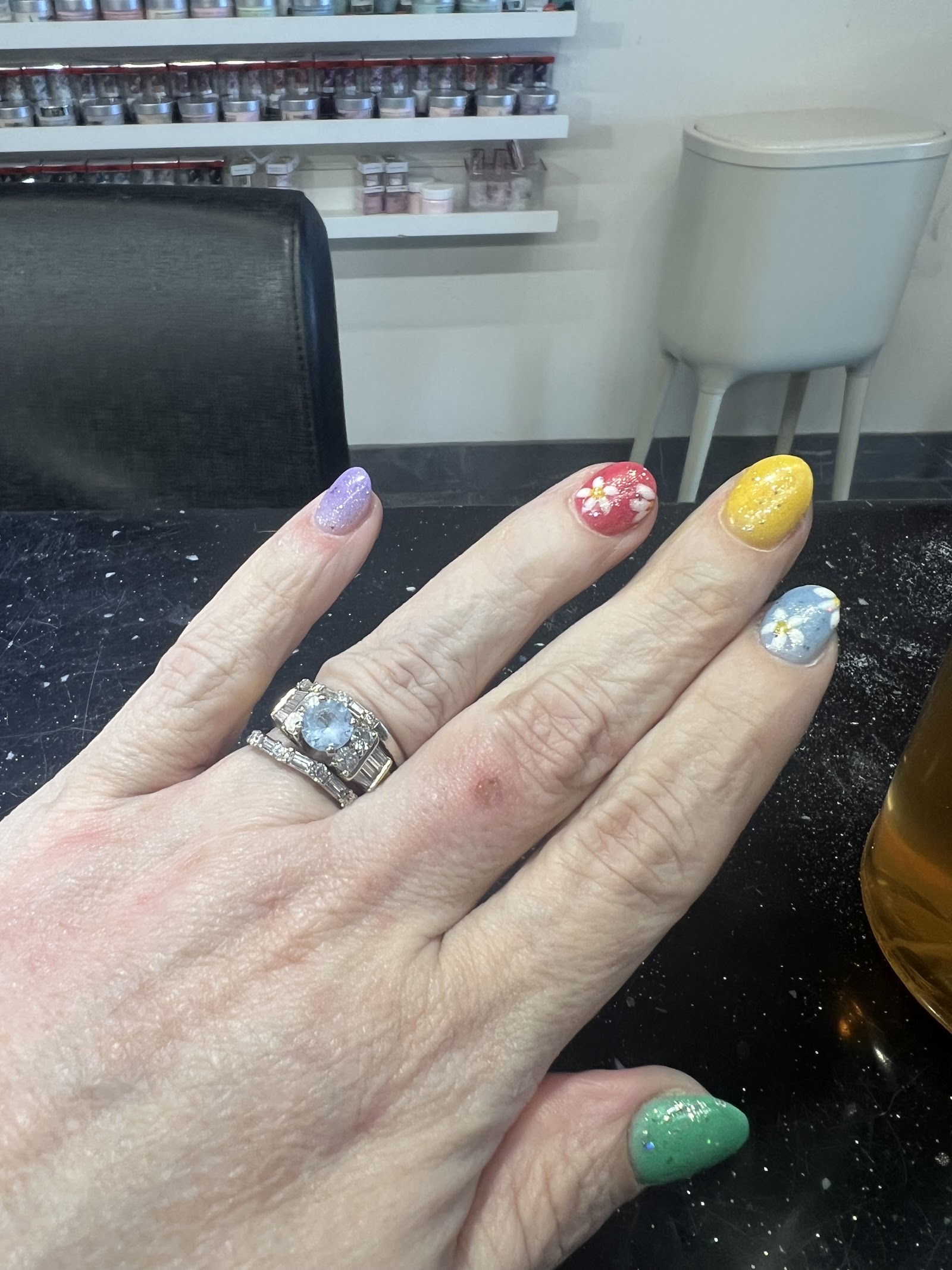 Miracle Nails & Spa nail photo 8